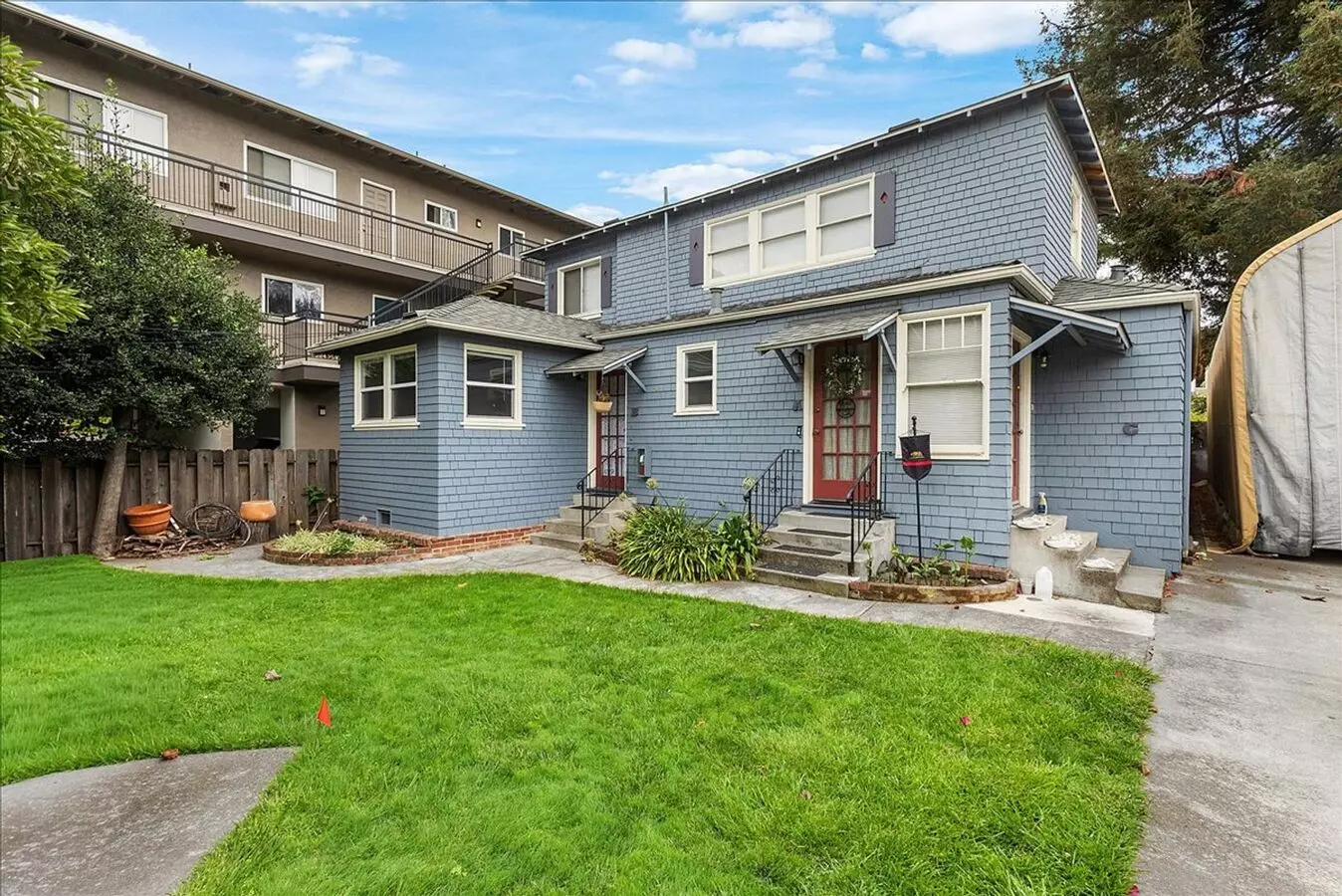 Santa Clara Ave 2146 - 2148