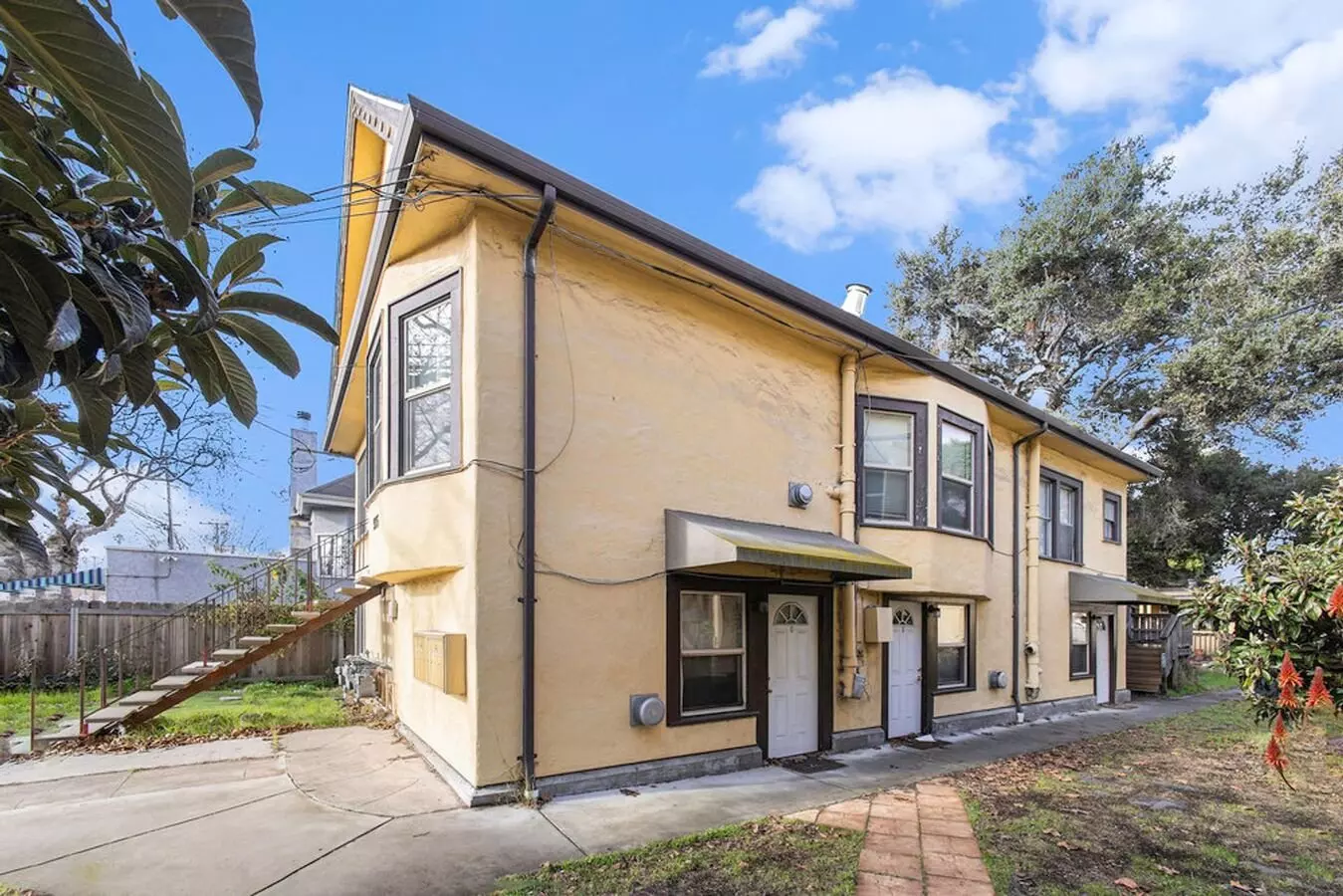 935 Central Avenue
