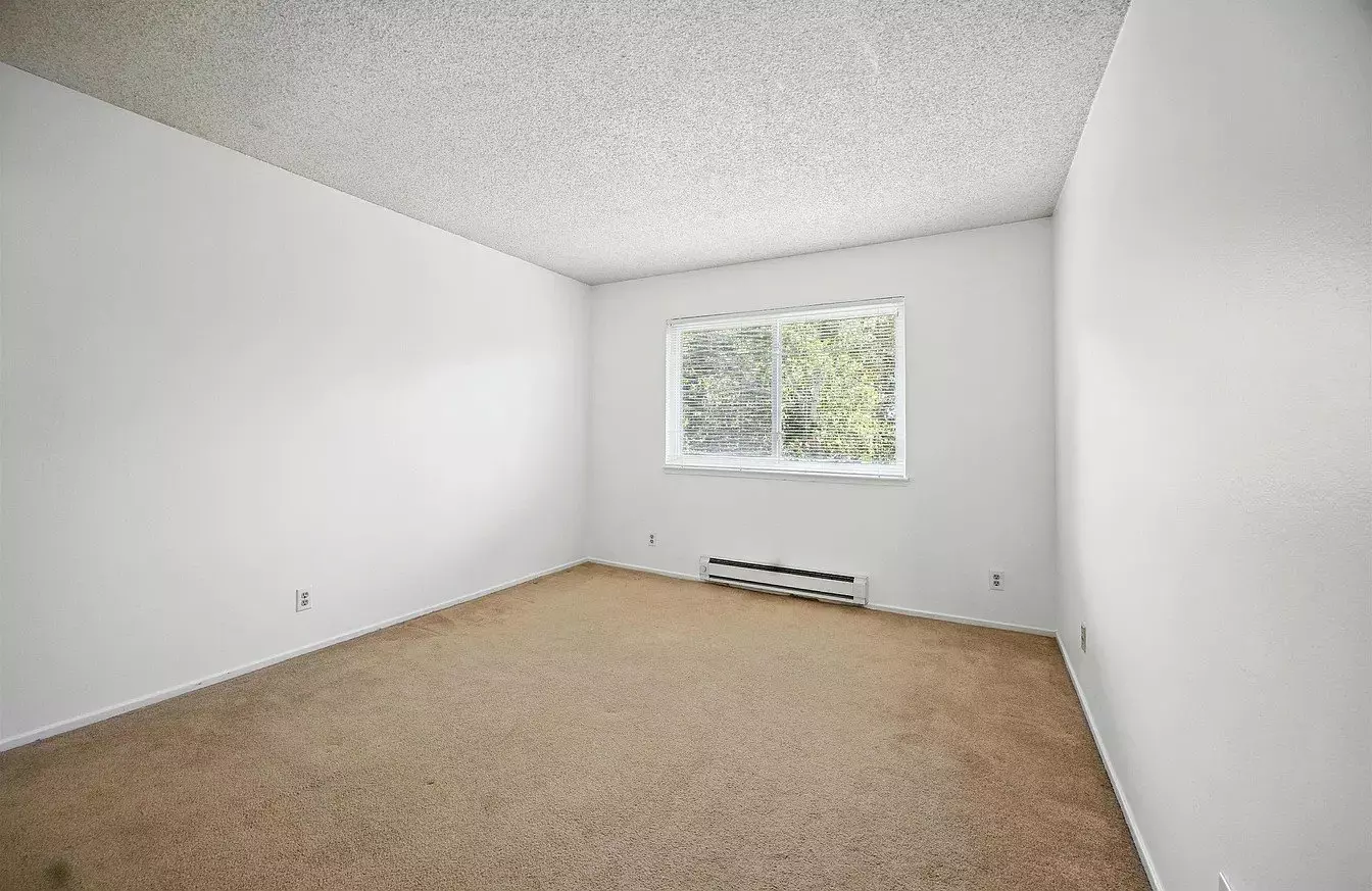 1321 Webster Street #D306 - Studio | 1 bathroom | Condo