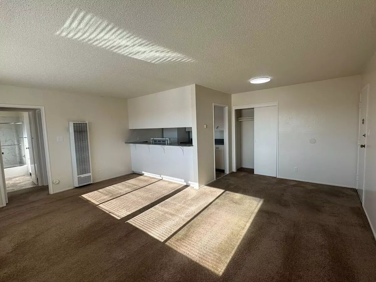 521 Kains Avenue