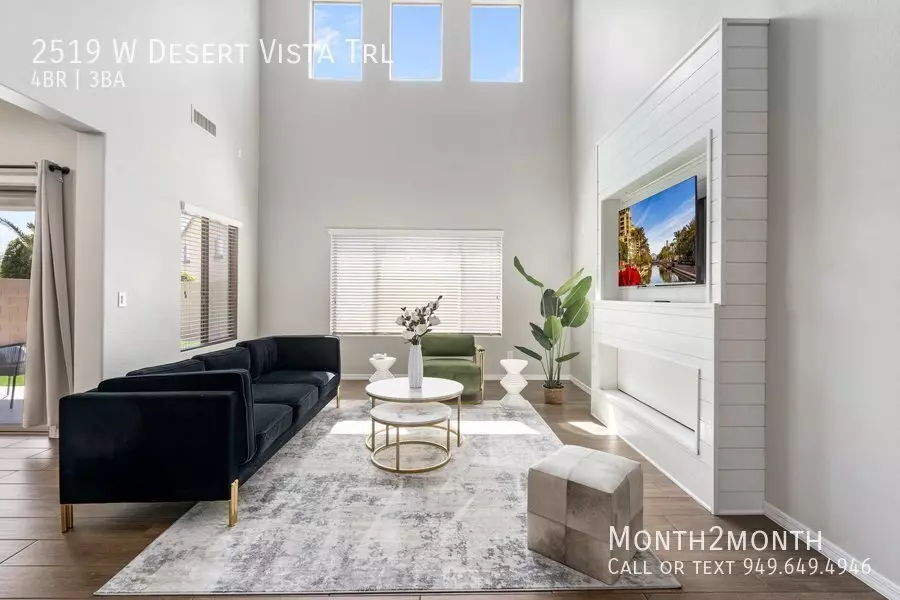 2519 W Desert Vista Trl