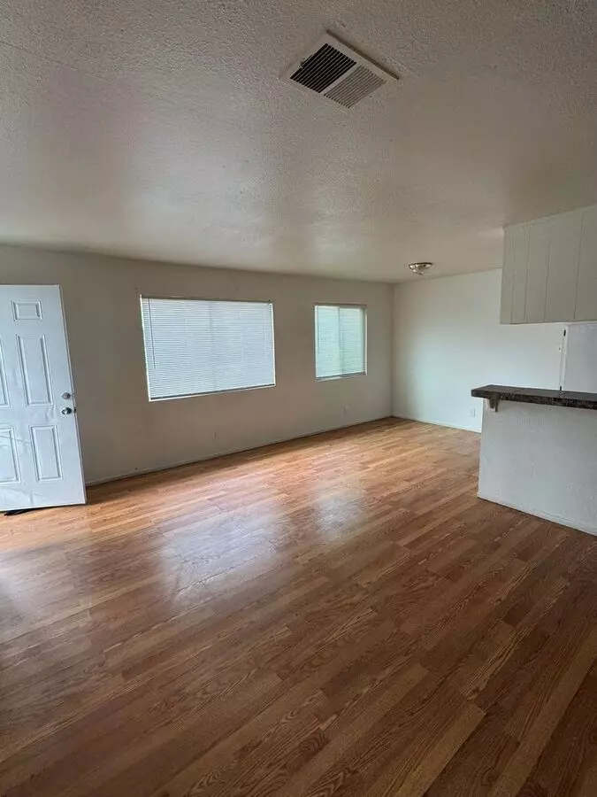 Charming 2BR Townhome in Antioch