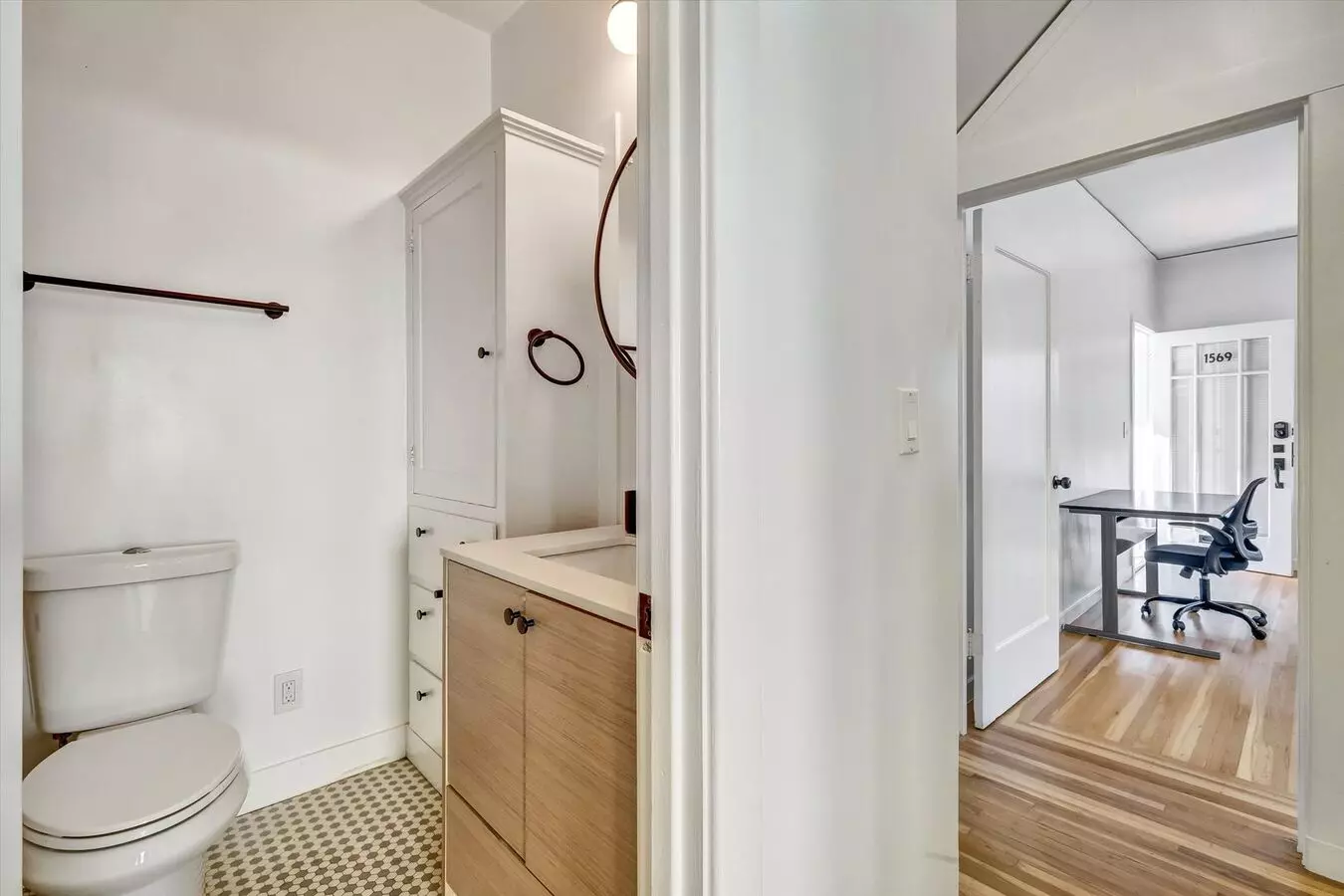 Furnished 3