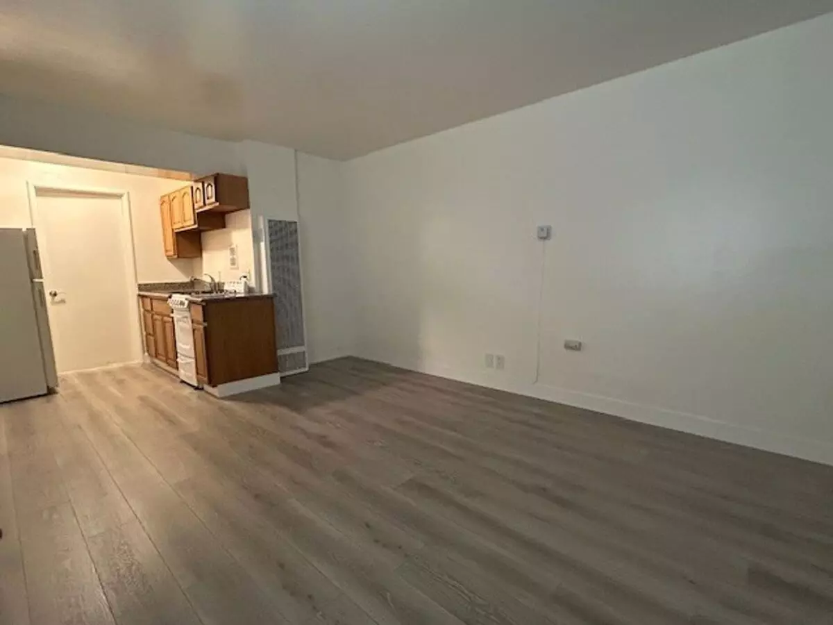 Comfortable 1 Bedroom Located Downtown Off Shattuck Ave