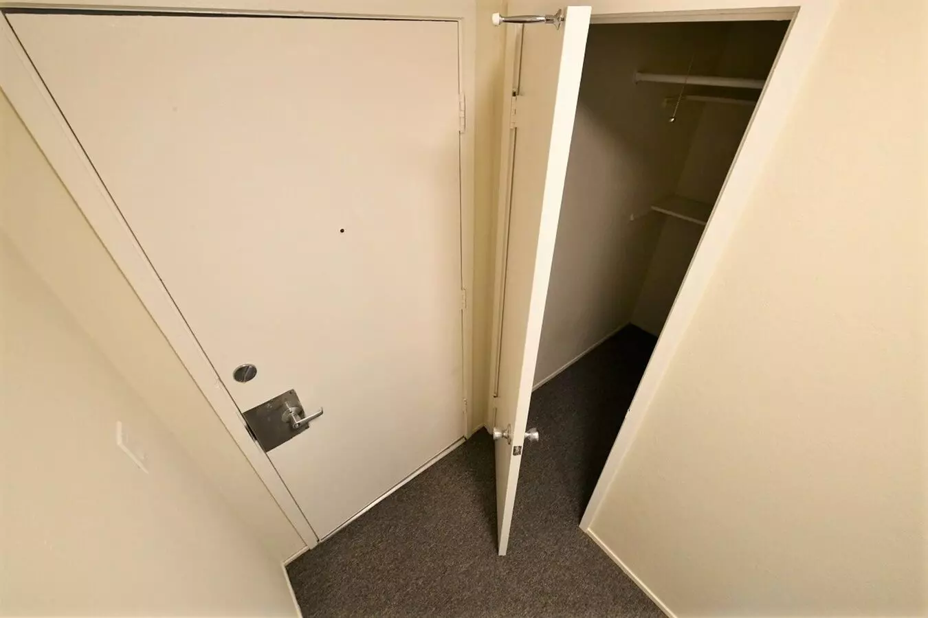 2415 College Avenue, Berkeley (Apartment)
