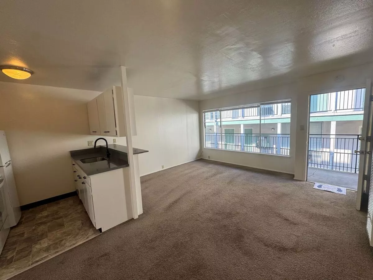 2420 Dwight Way, Berkeley (Apartment)