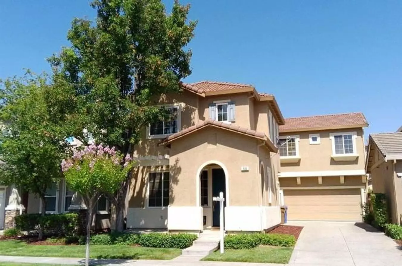 Charming 3BR House in Brentwood