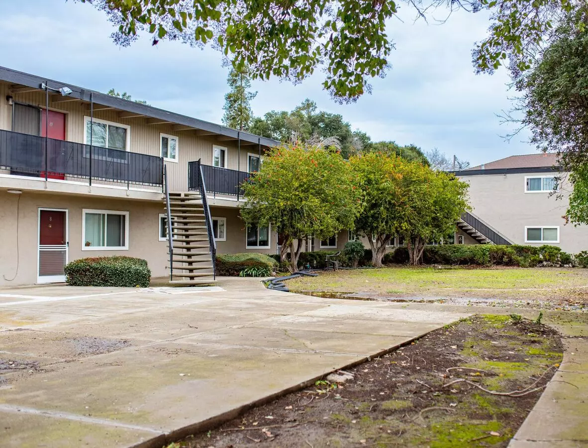 GABLES APTS.