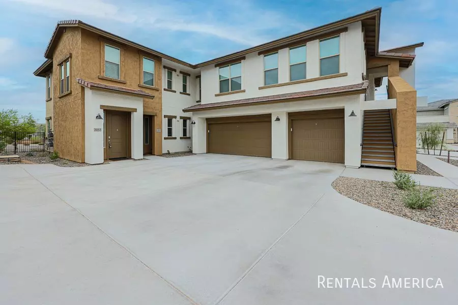 5100 E RANCHO PALOMA Drive