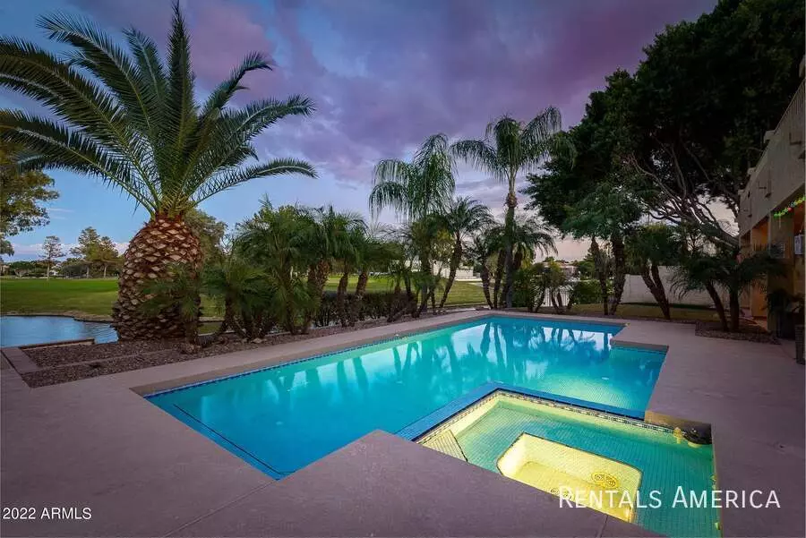 2342 West Hemlock Court