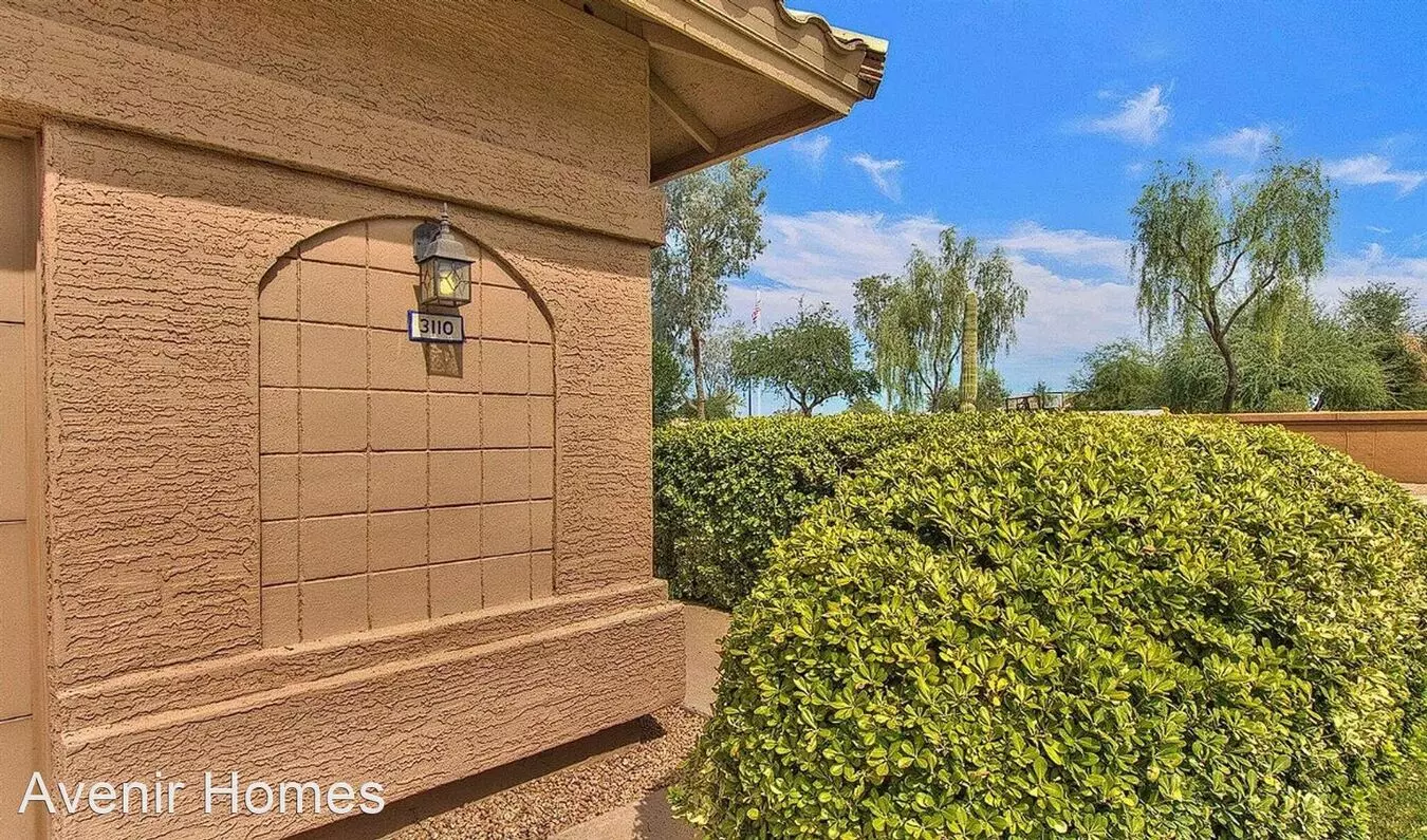 3110 West Baylor Lane
