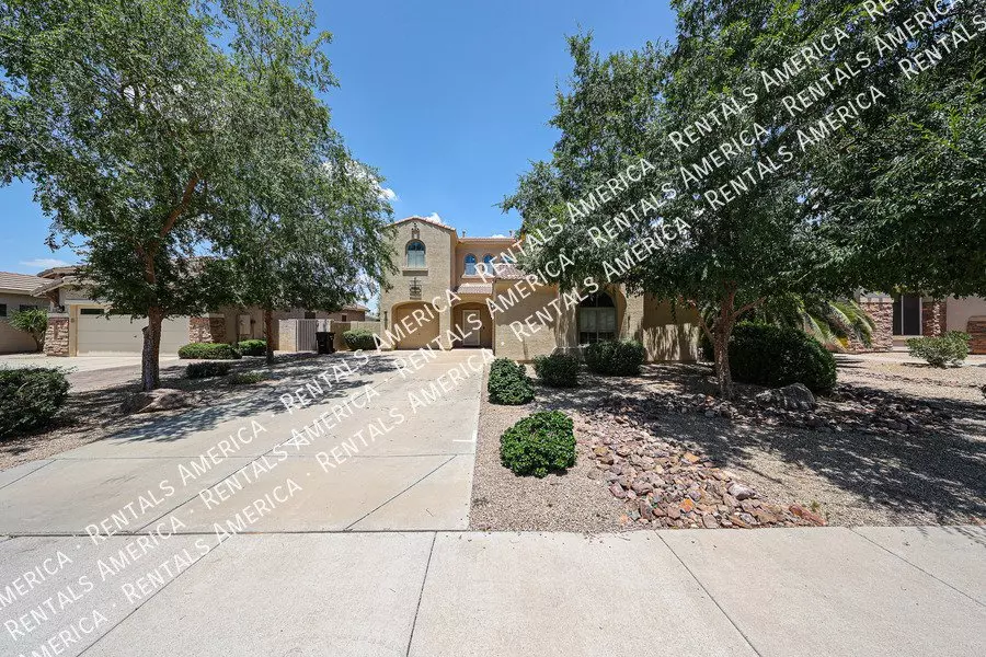 3382 E ROADRUNNER Drive