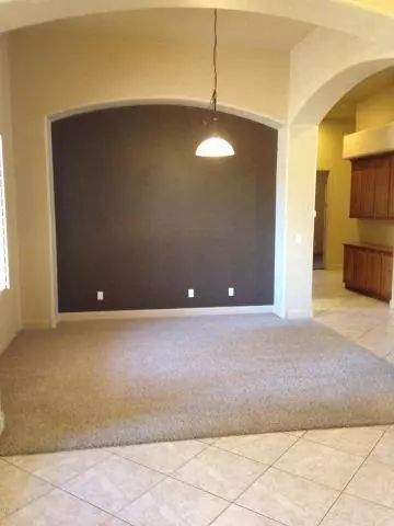 1530 W Grand Canyon Dr