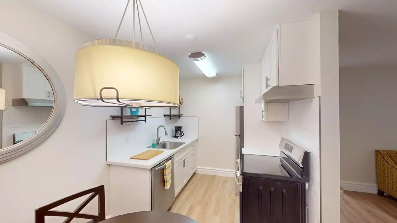 Marin Suites