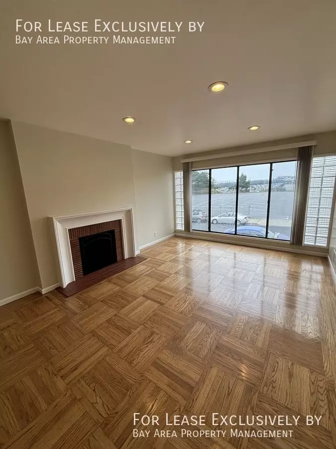 16 Elmwood Drive