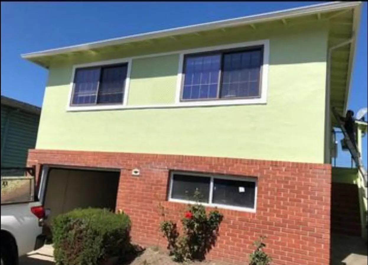12 Montebello Drive