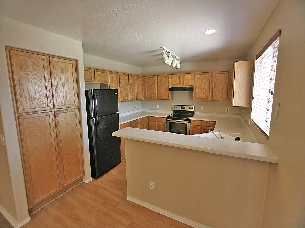 12237 W Larkspur Rd