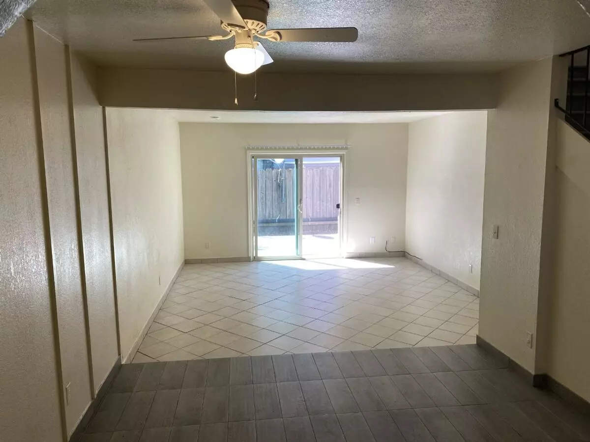 1206 Dana Dr Fairfield, CA 94533