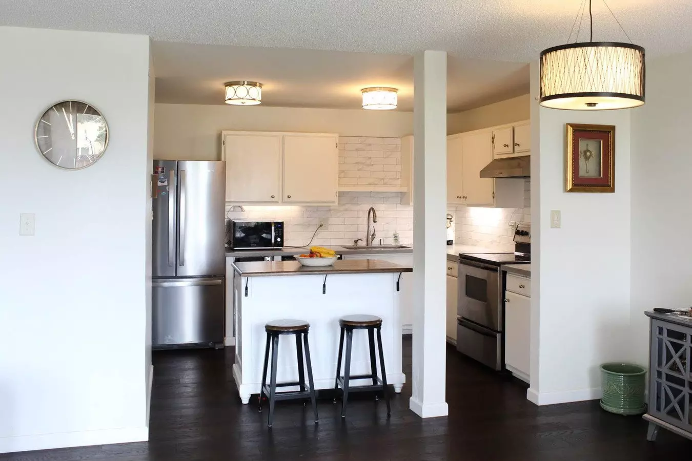 Stunning 2 Bed/2 Bath Condo Located In Foster City