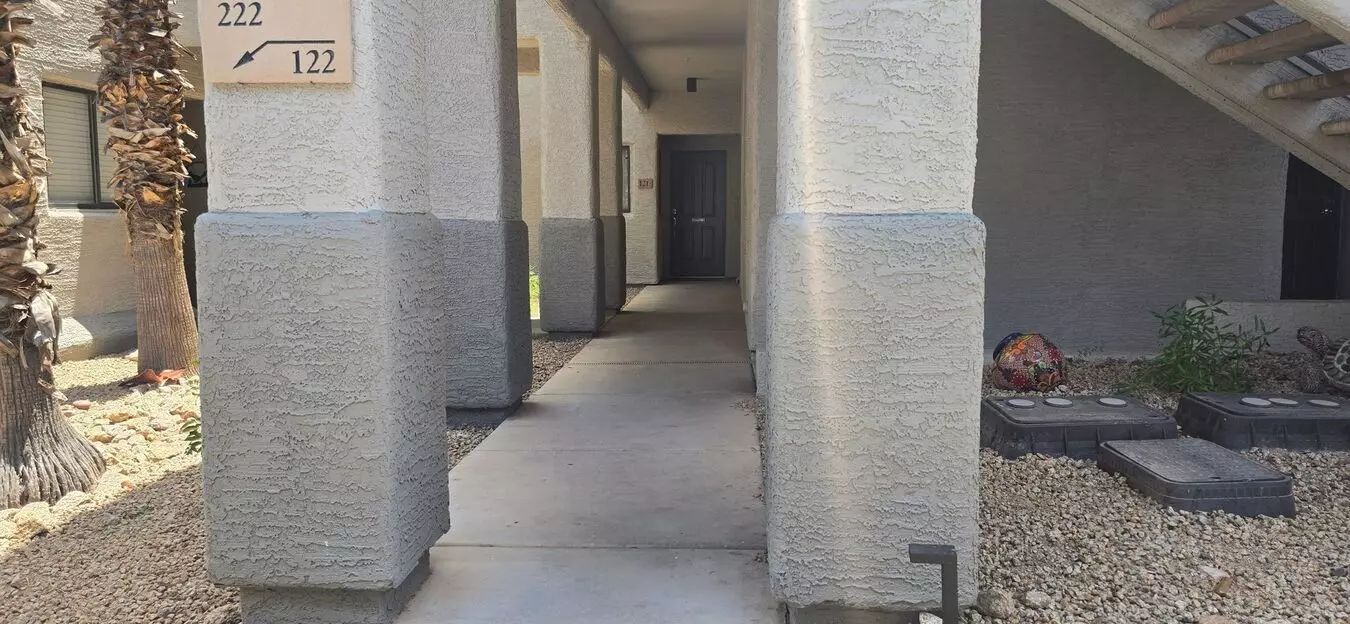 10401 Saguaro