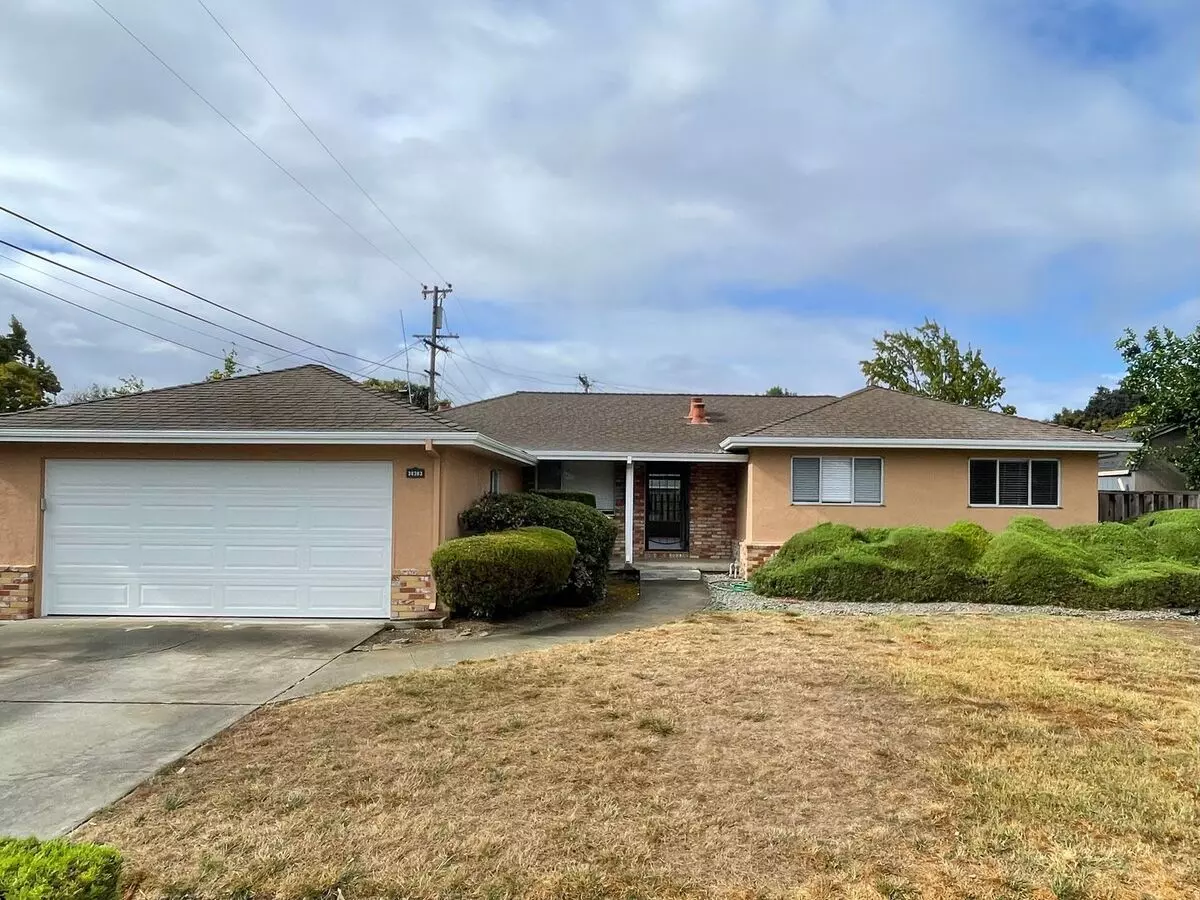 38383 Alta Drive