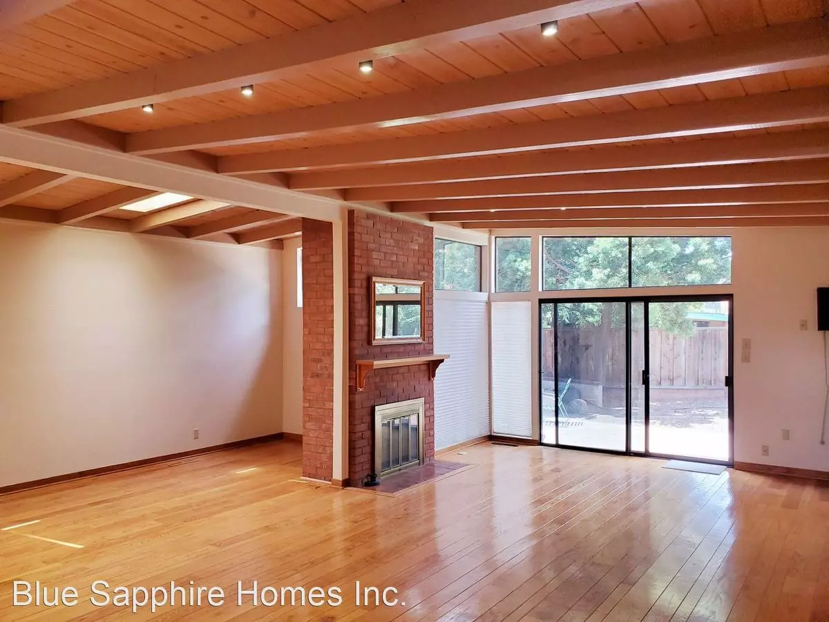 773 Sunshine Court