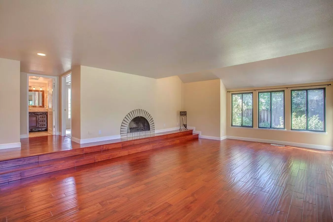 47180 Zapotec Dr