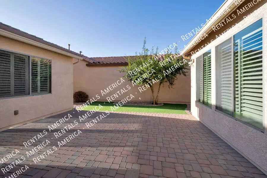 3863 South Verbena Avenue