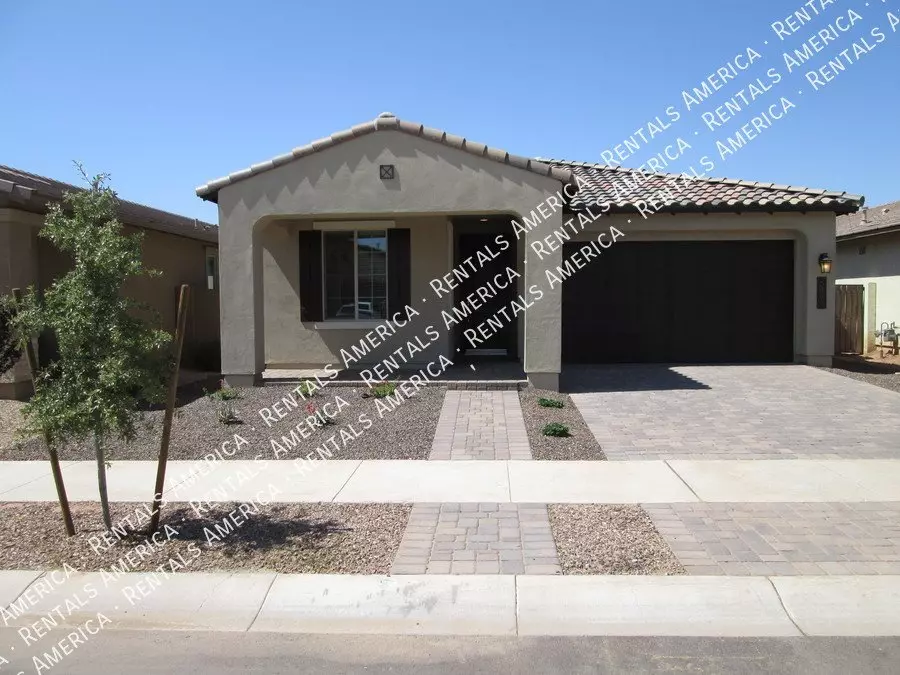 3866 East Loma Vista Street