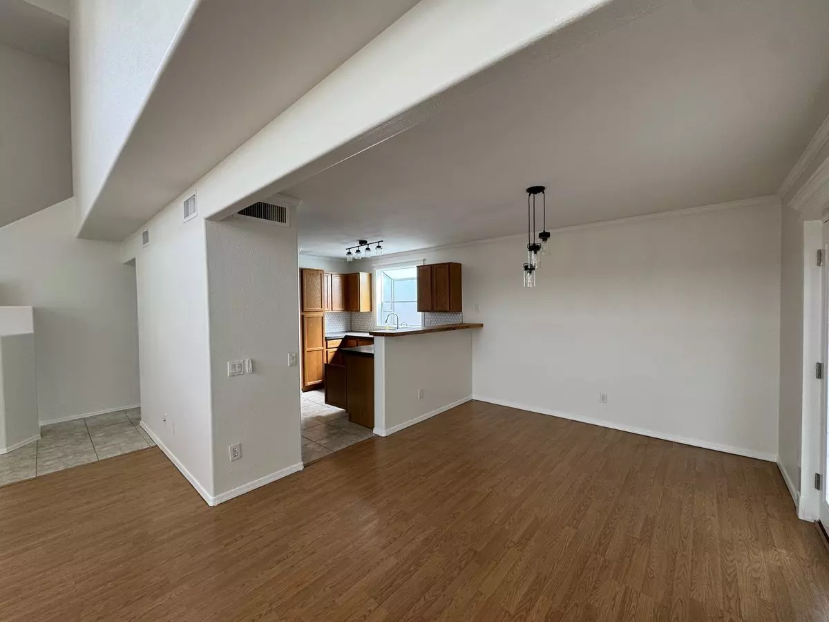 Gilbert House 3 Beds 2.5 Baths !!