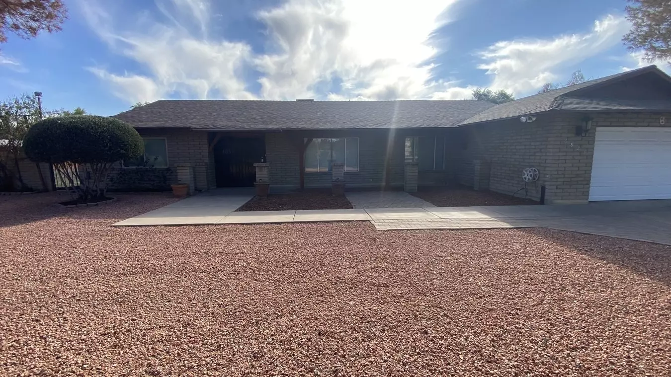 6823 W Union Hills Dr