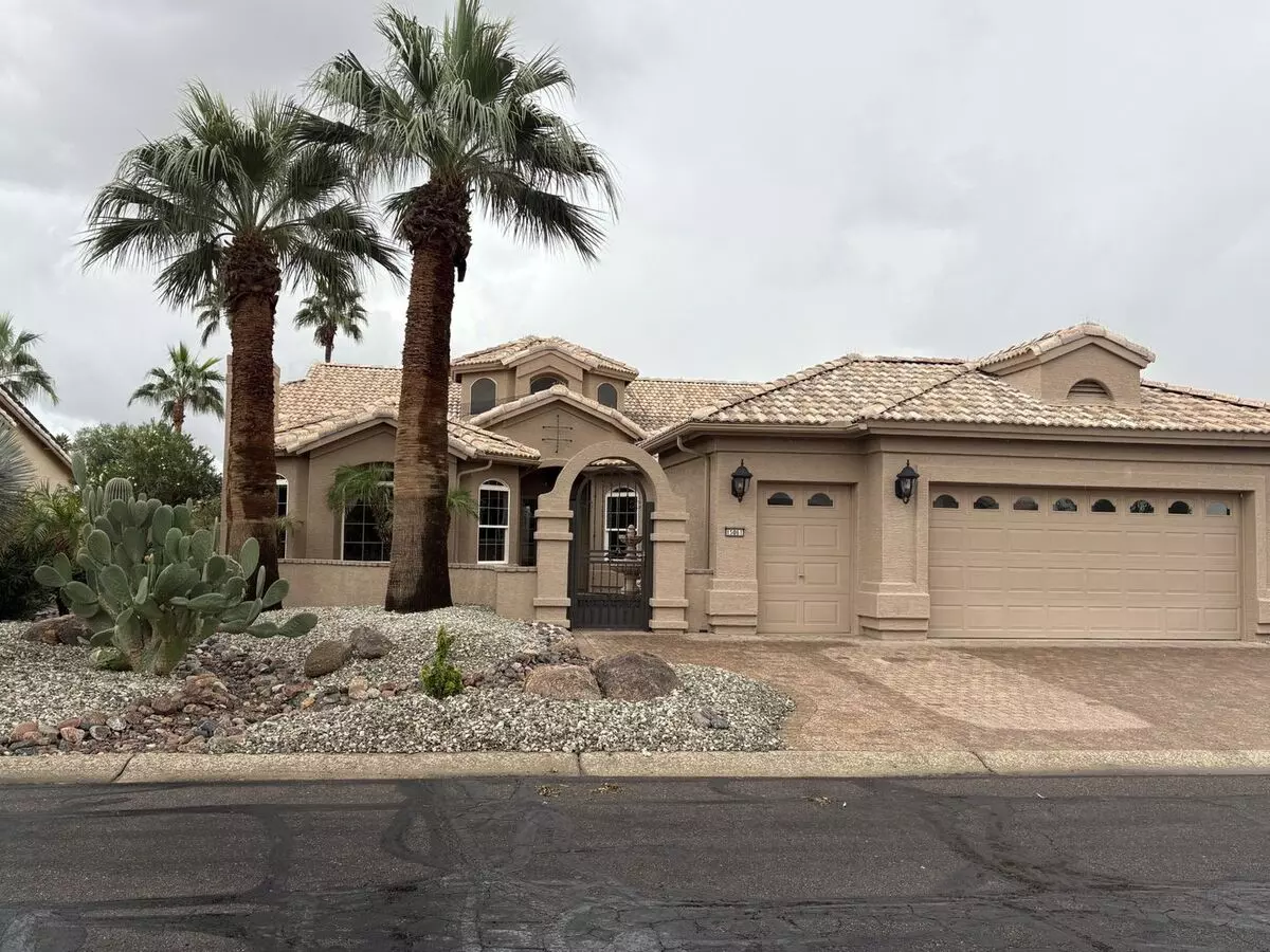 Custom Home in 55+ Cambria at Pebble Creek a luxury resort