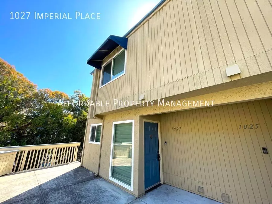 1027 Imperial Place