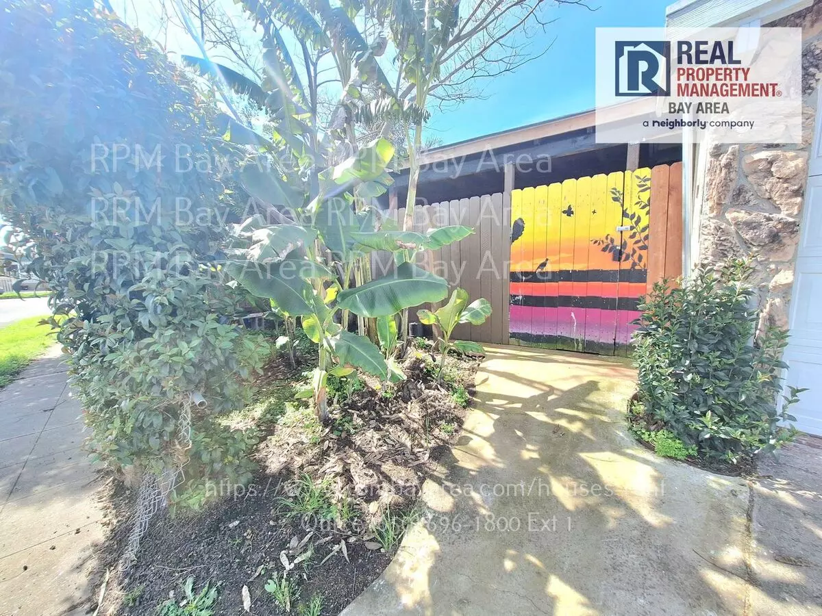 1621 Sumatra St