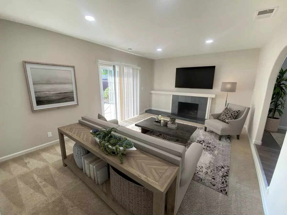 27999 Hesse Drive