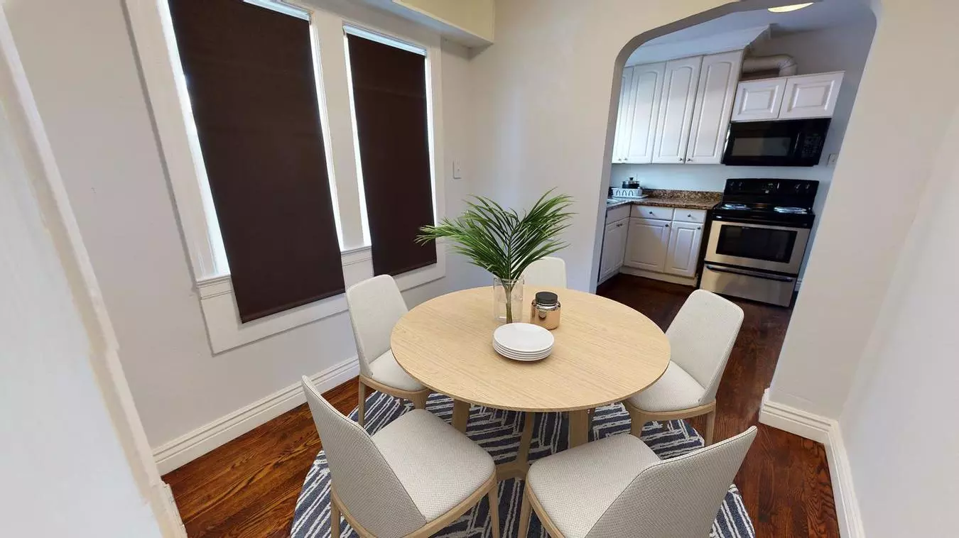 Spacious Hayward home near Hayward BART Station