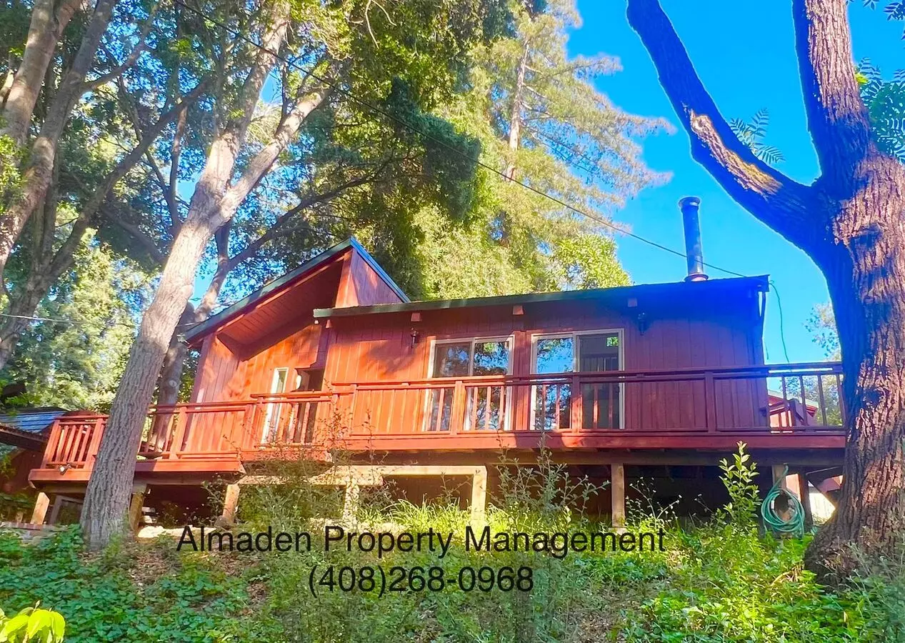 17826 Comanche Trail