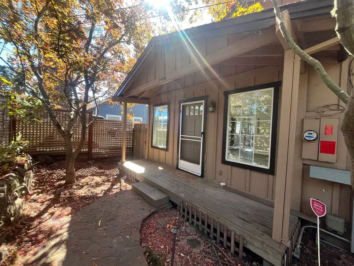 21496 Beatrice Circle