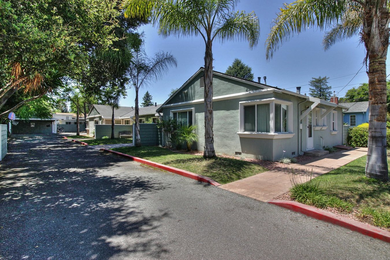 545 University