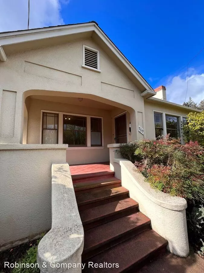 969 University Drive