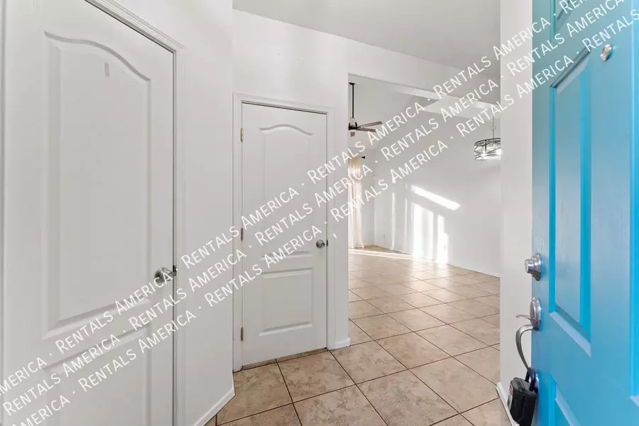 1015 S VAL VISTA Drive