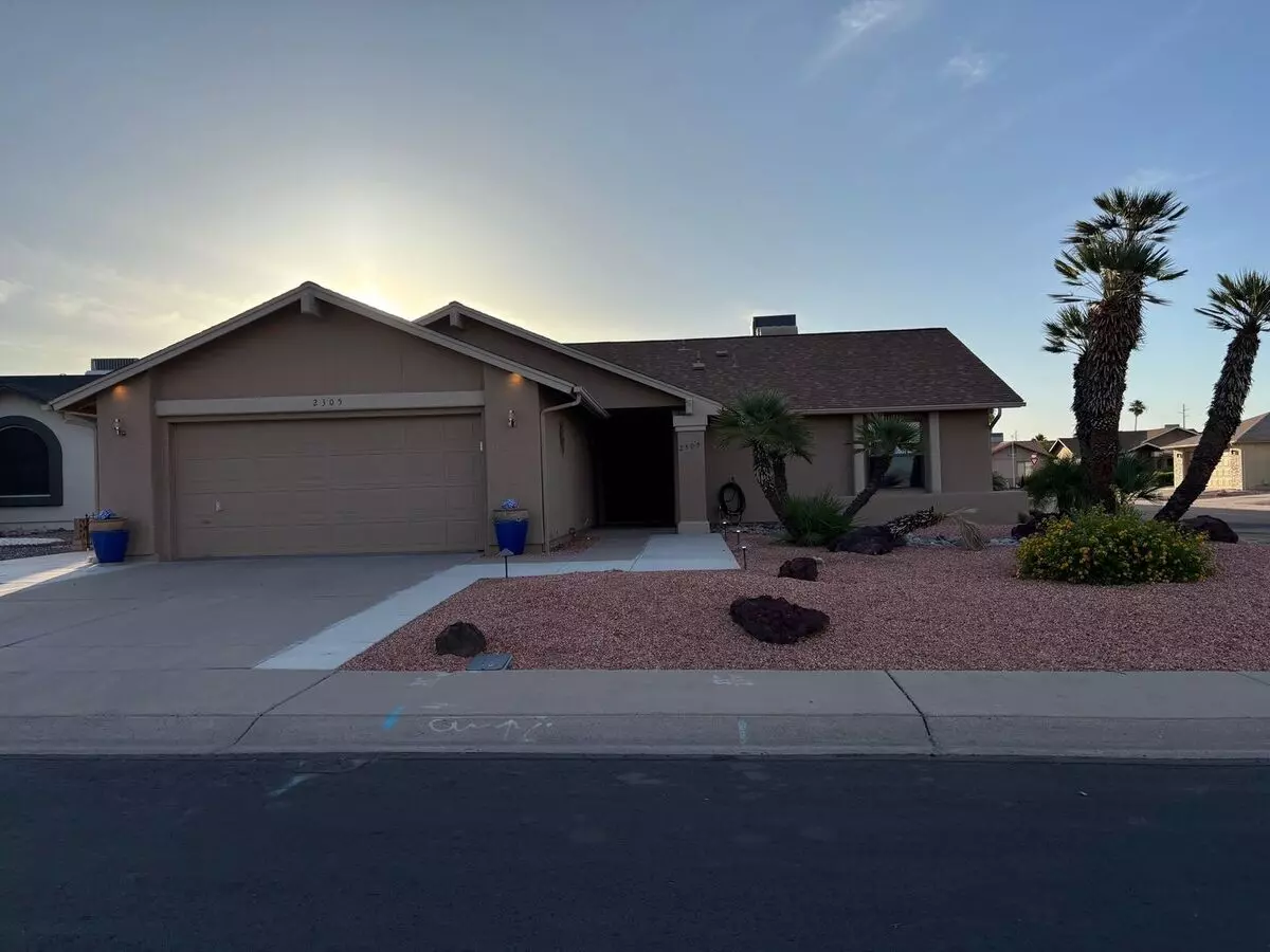 2305 Leisure World
