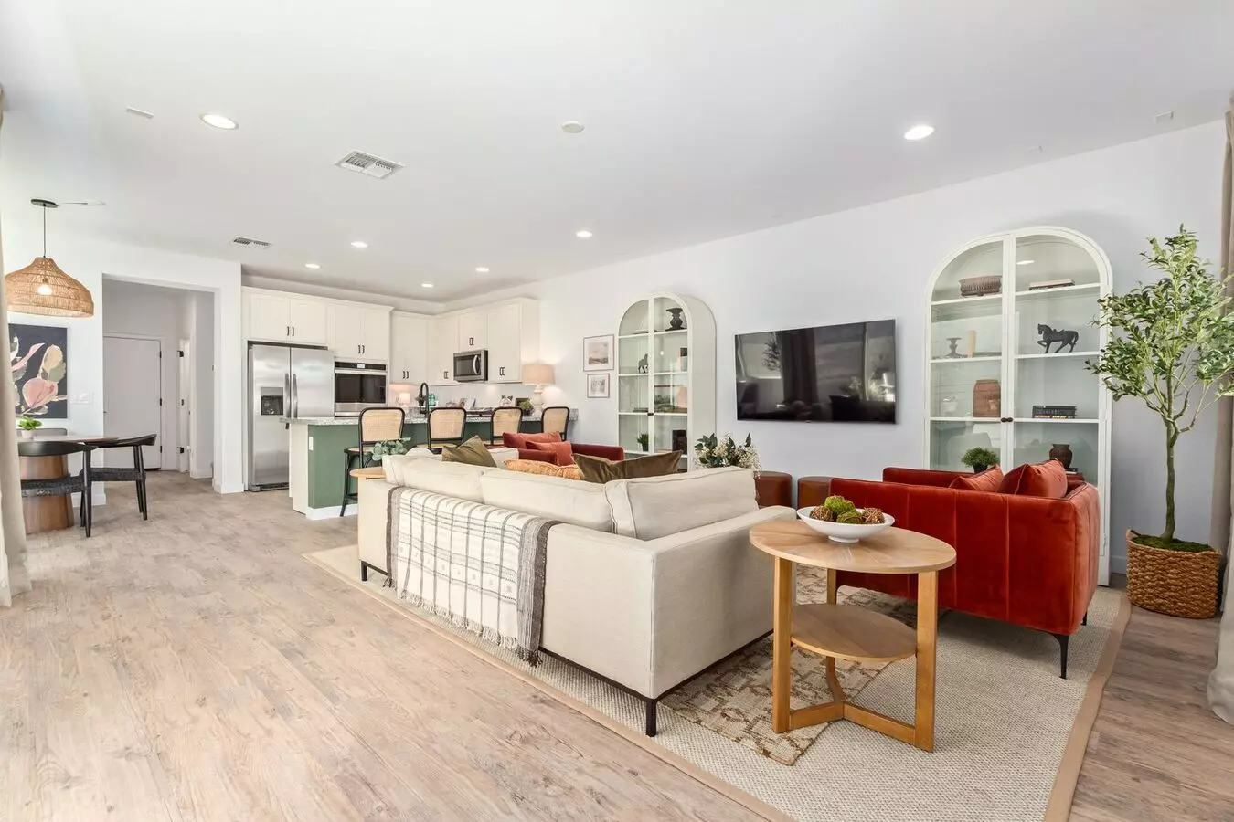 4753 South Mole