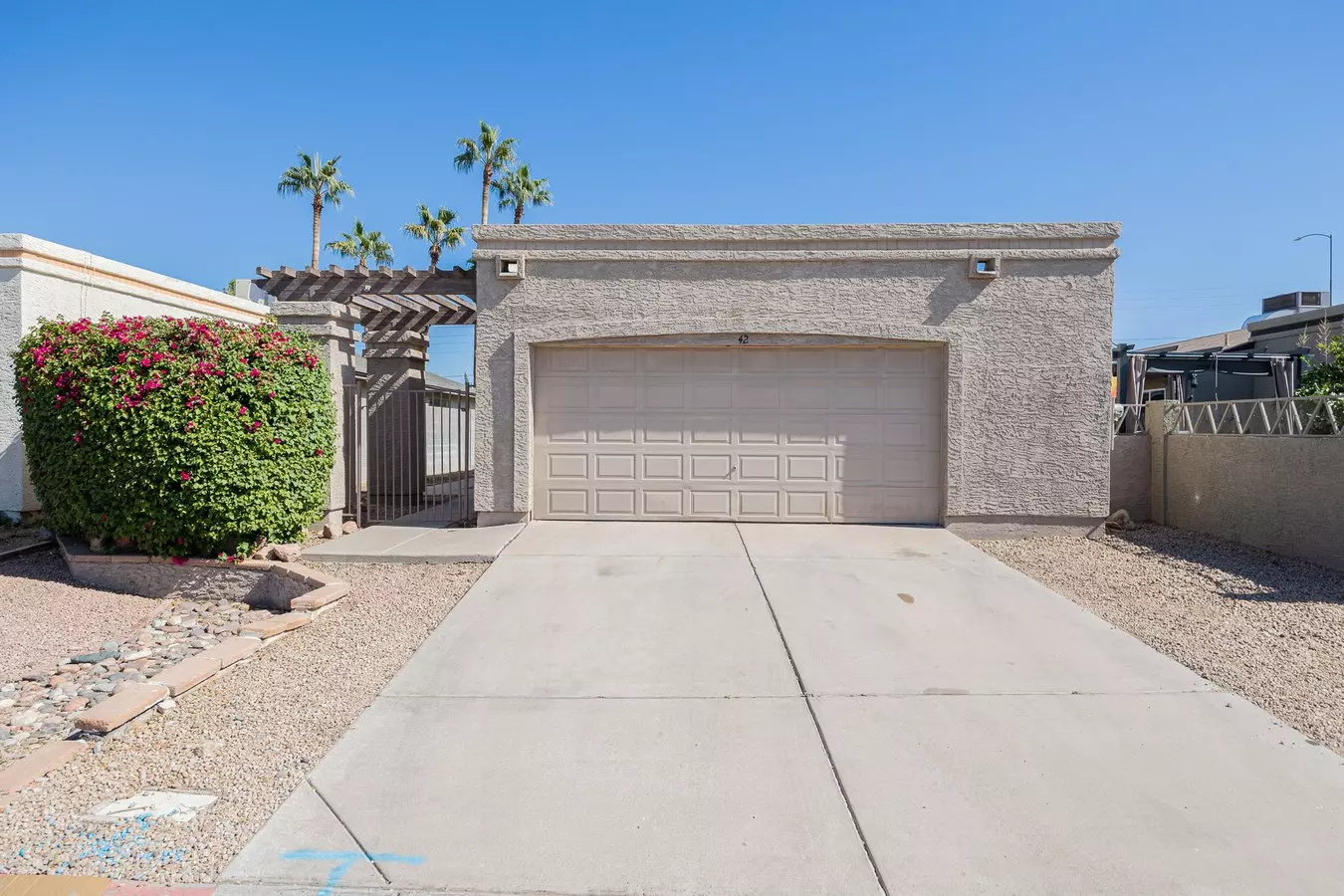 619 E Jensen St Unit 42