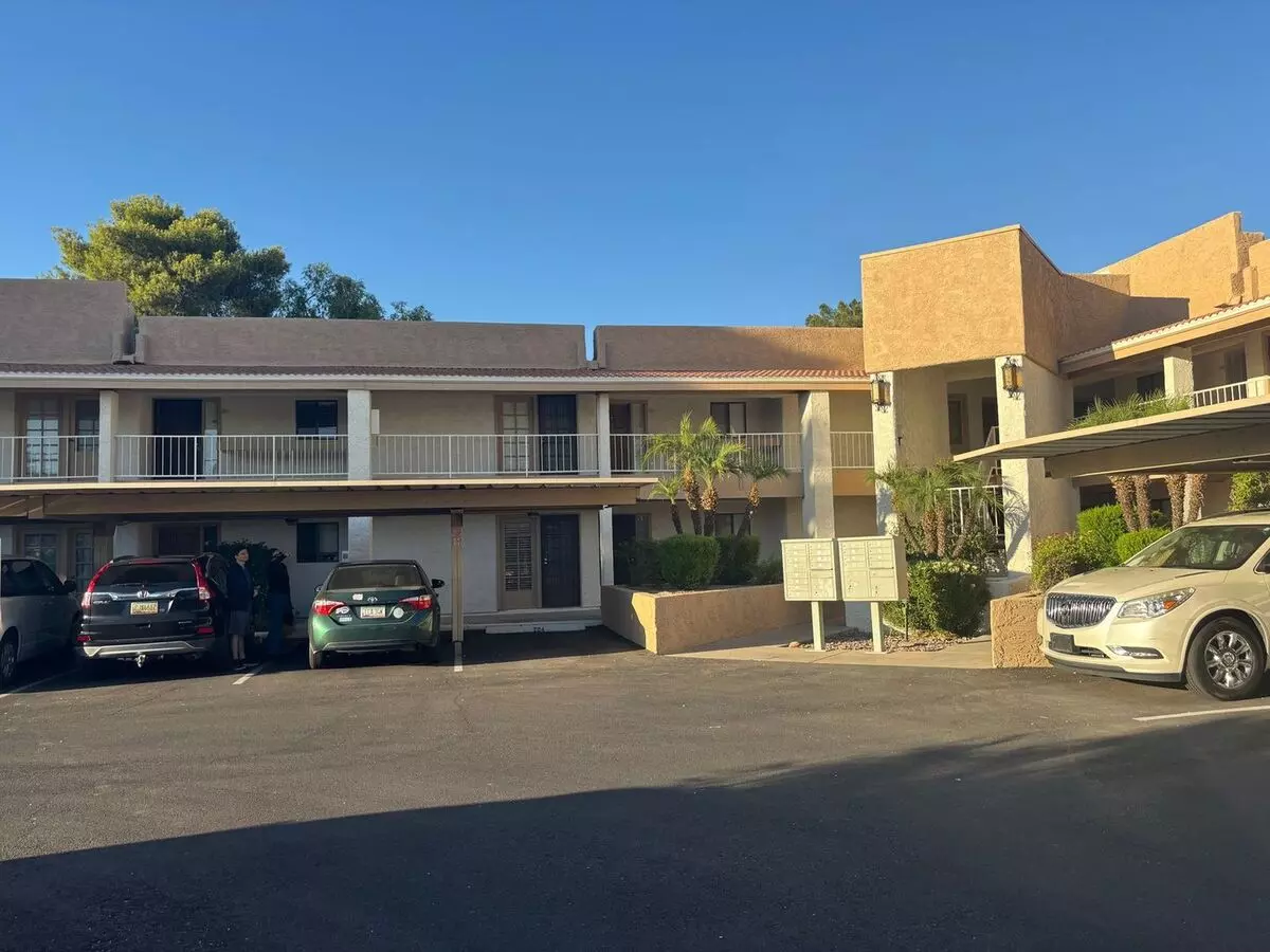 Charming 2BR Condo in Mesa