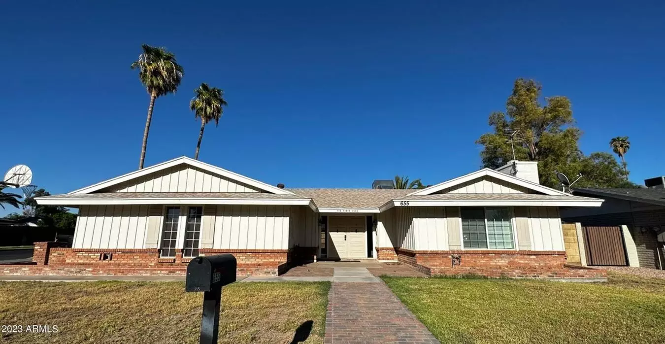 Mesa rental in Coury Estates
