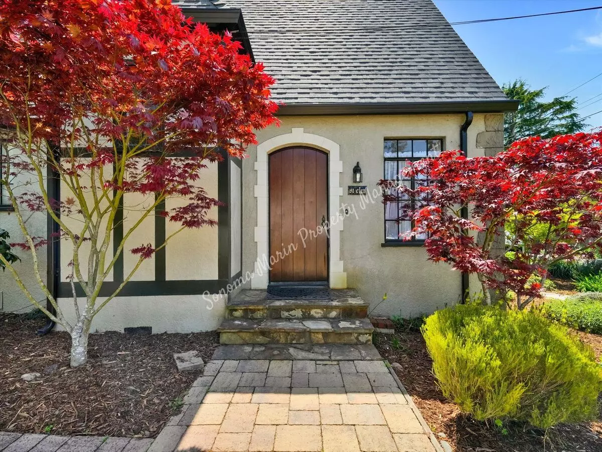81 Elm Avenue