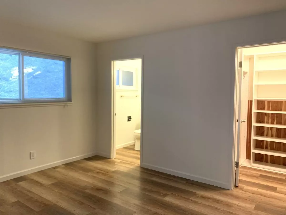 17 Shelley Drive