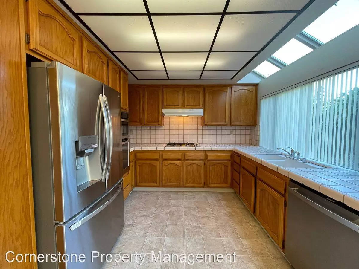 1071 Sandalwood Lane