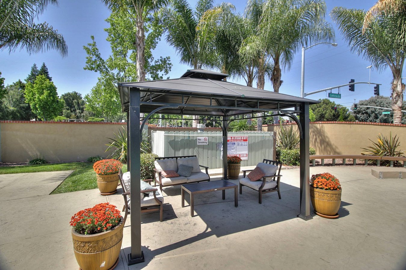 The Arbors At Mountain View Apartments